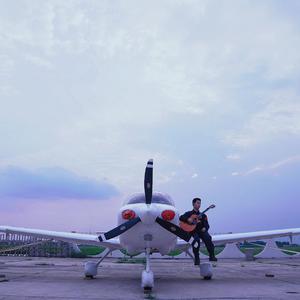 亚洲AV性之图吧
